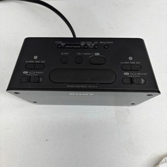 Sony Dream Machine FM/AM Alarm Clock Radio ICF-C414 Tested & Working - Picture 3 of 8
